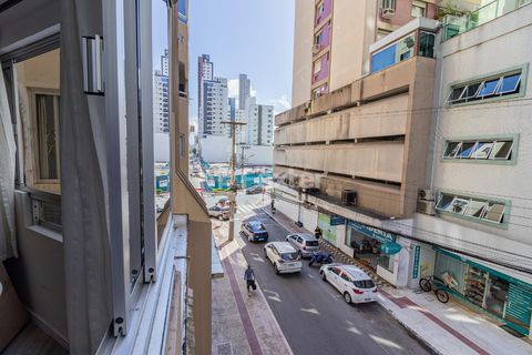 Image 4 - 922691