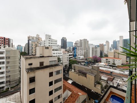 Image 9 - 922695