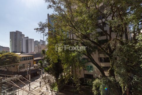 Image 3 - 922696