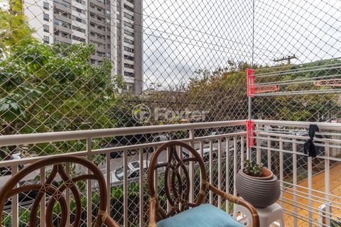 Image 19 - 922713