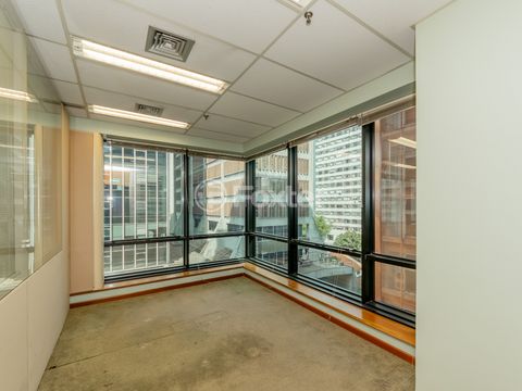 Image 3 - 922739