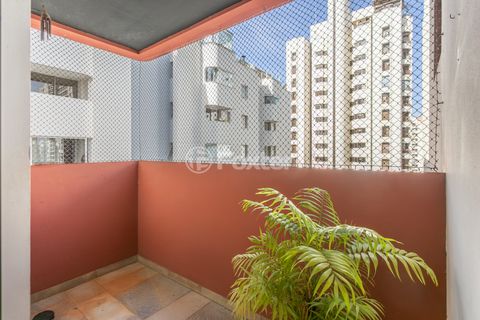 Image 3 - 922748