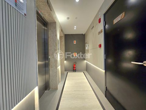 Image 7 - 922806