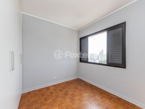 Image 7 - 922852