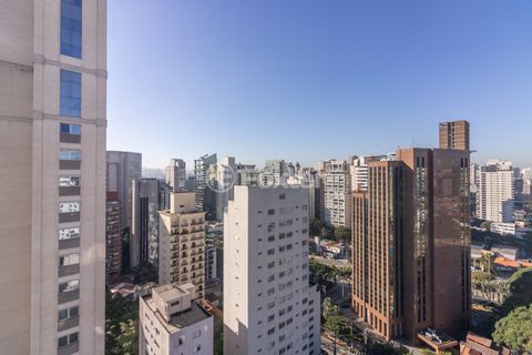Image 7 - 922872