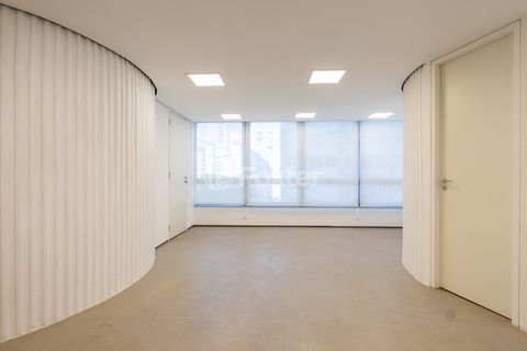 Image 3 - 922873