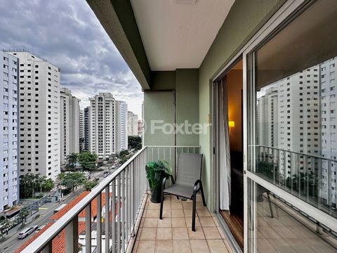 Image 7 - 922890