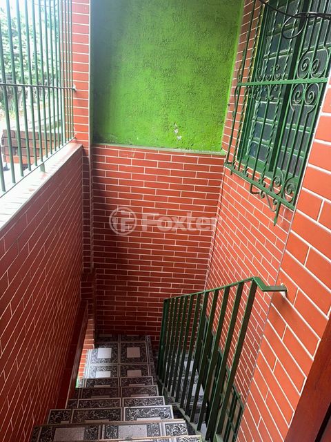 Image 7 - 922911