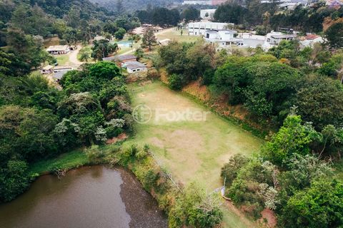 Image 12 - 922931