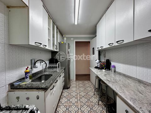 Image 3 - 922938