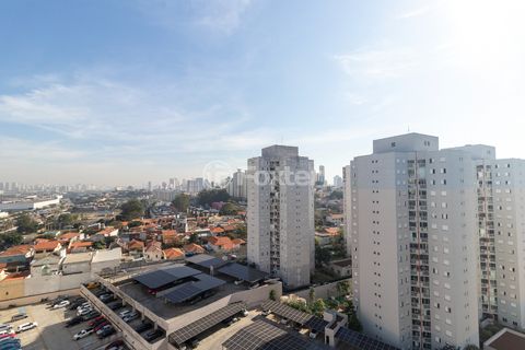Image 6 - 922939