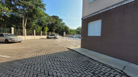 Image 3 - 922971