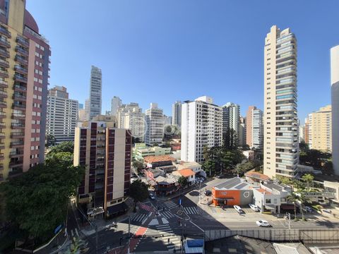 Image 5 - 923002