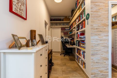 Image 4 - 923004