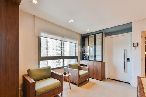 Image 7 - 923015