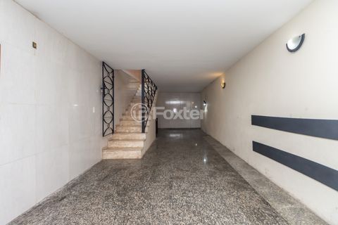 Image 1 - 923038