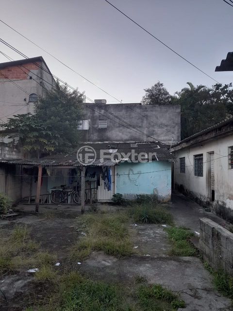 Image 9 - 923043