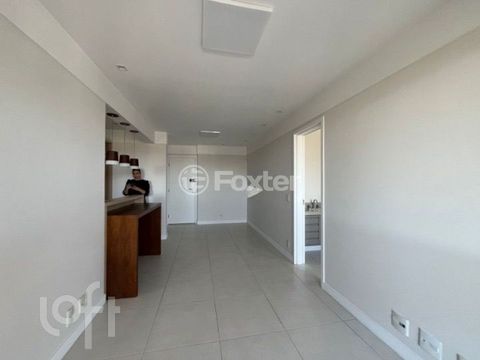 Image 3 - 923074