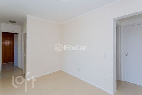 Image 4 - 923112