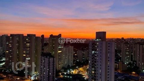 Image 17 - 923112