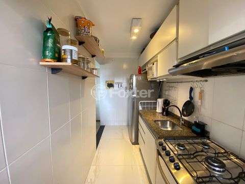Image 8 - 923251