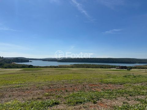 Image 4 - 923260
