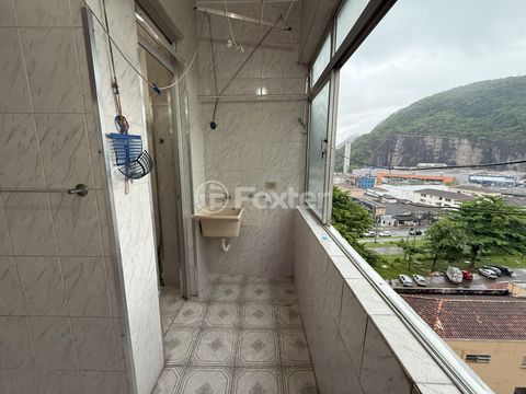 Image 8 - 923274