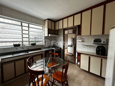 Image 7 - 923341