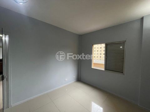 Image 4 - 923446