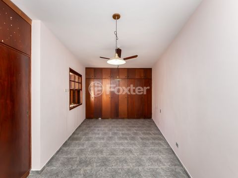Image 3 - 923472