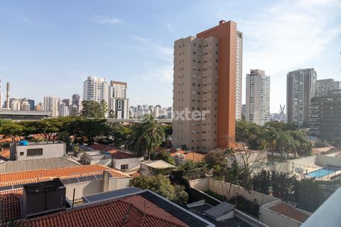 Image 16 - 923480