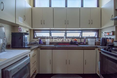 Image 17 - 923485