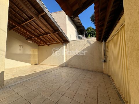 Image 3 - 923488