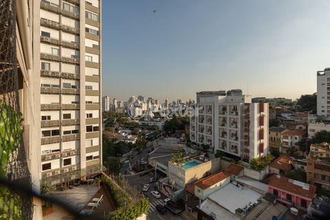 Image 10 - 923522