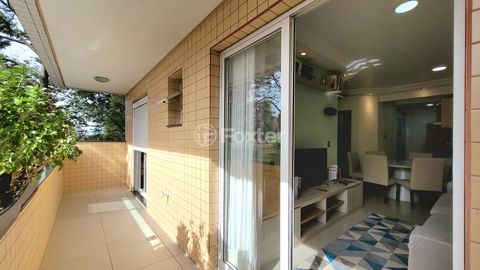 Image 3 - 923548
