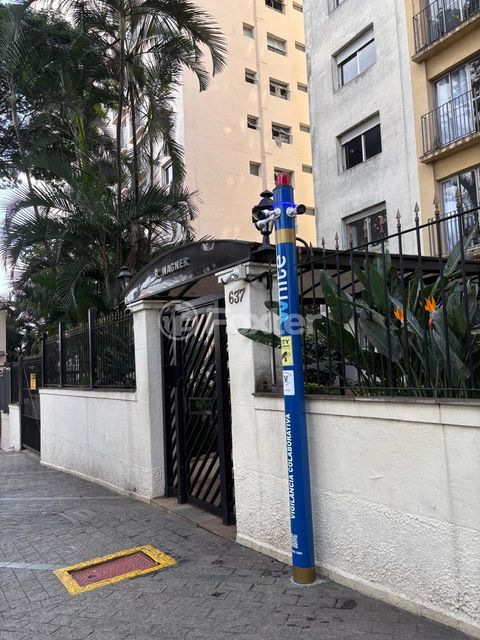 Image 3 - 923571