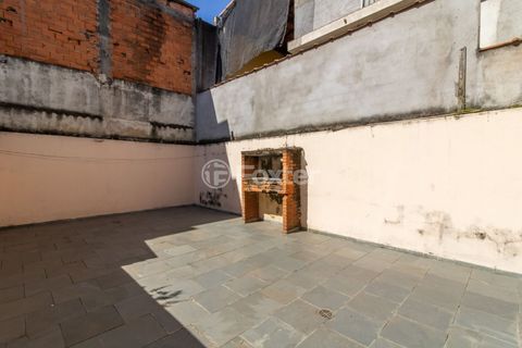 Image 15 - 923619
