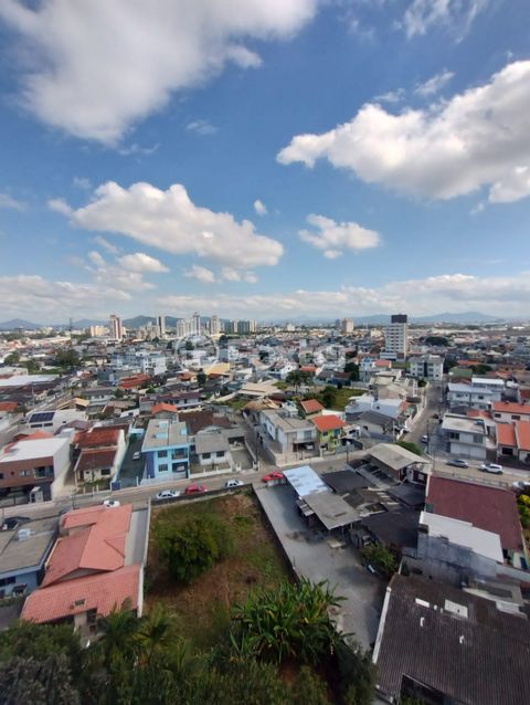 Image 6 - 923671