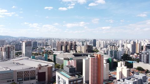 Image 15 - 923675