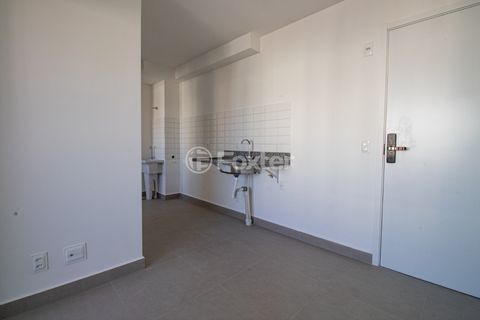 Image 7 - 923688