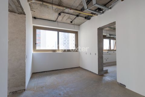 Image 7 - 923700