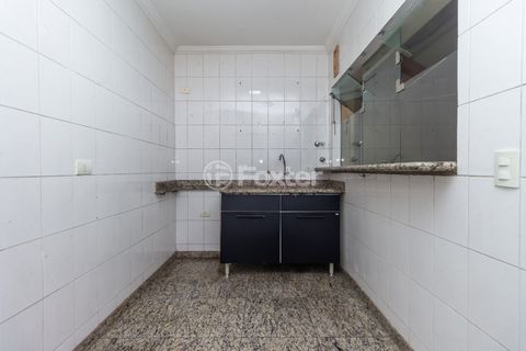 Image 7 - 923712