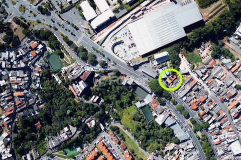 Image 1 - 923715