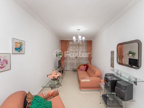 Image 7 - 923743
