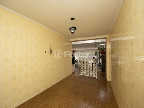 Image 3 - 923743