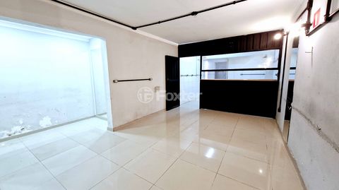Image 7 - 923746