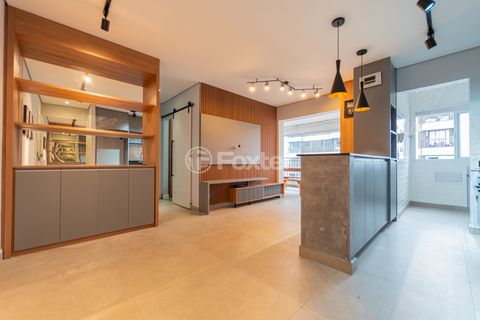 Image 4 - 923747