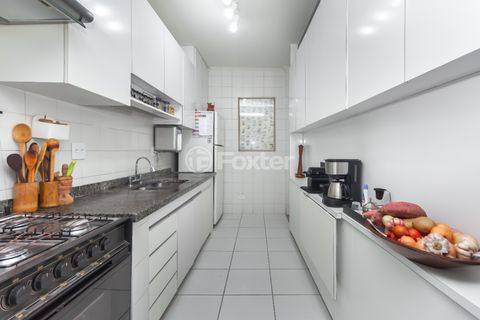 Image 3 - 923748