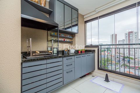 Image 5 - 923755