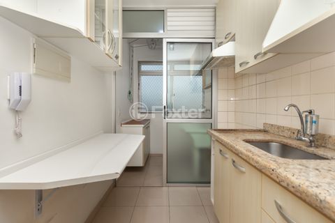 Image 7 - 923760